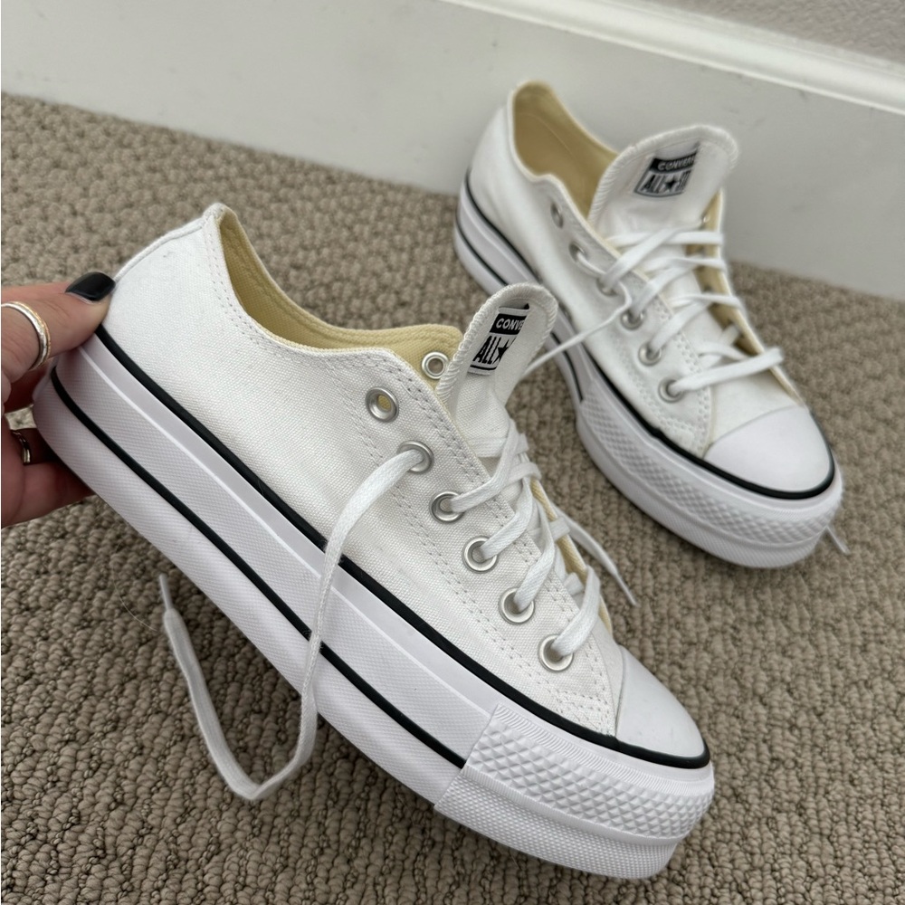 Converse Women's Chuck Taylor All Star Lift Sneakers